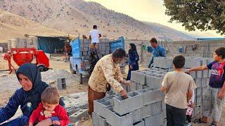 Migration to the village.ãFatemeh has to go back to university while worrying about her family