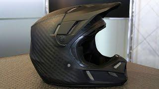 Fox V4 Matte Carbon Helmet | Motorcycle Superstore