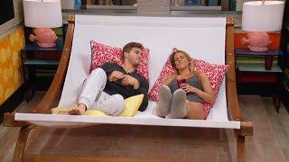 Big Brother - Early Signs Of A Showmance