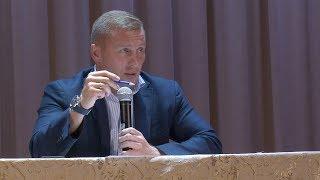 Глава района Владислав Юдин встретился с жителями Талдома