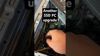 I’d never used an nvme ssd before so this was cool #tech #pc #techtok #pcbuild #upgrade #yaptech