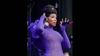 POV: You're an independent woman #nikwest #nikwestbass