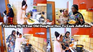 Teaching my 11 year old daughter how to cook jollof rice the simplest and easiest way. She loves it