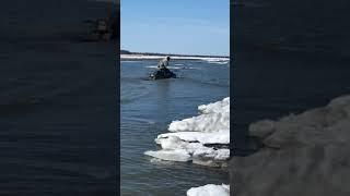 «Водить по якутски» на снегоходе можно ездить везде Среднеколымский район, с. Эбях