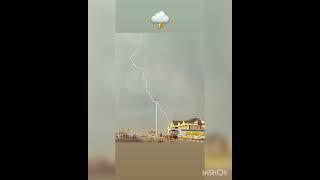 Moment of lightning strikes /Момент удара молний #qaratube