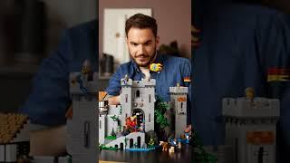 LEGO 10305 Lion Knights' Castle's "impossible" new feature