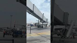 Maniobras  controladas en los aeropuertos ️