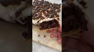*The ULTIMATE CHRISTMAS Brownies* Peppermint Crunch S’mores Brownies - Happy Bake Day