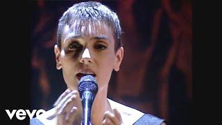 Sinéad O'Connor - Thank You For Hearing Me (Live at Top of the Pops in 1994)