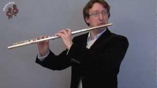 How to practise singing and playing on the flute