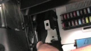 Land Rover LR2 Cabin Filter Replacement