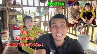 Có Người Em Ở Trung Về Ghé Thăm Gia Đình Và Làm Món Khoái Khẩu, Lẩu Mắm