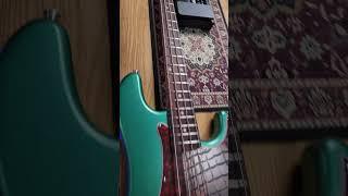 Бюджетный китайский пресс от Jet Guitars. Выглядит приятно, хоть и зелёный #распаковка