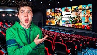 JUGANDO GTA 5 en el CINE!  (Grand Theft Auto V)