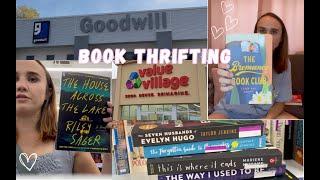 Book shop with me  at a THRIFT STORE? | why I buy books second hand