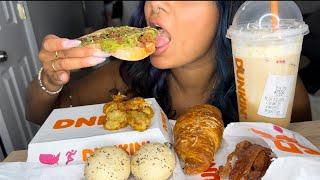 ASMR DUNKIN DONUTS WITH CARMEL LATTE, CROISSANT, MINI CREAM CHEESE BAGELS AND CRISPY BACON CHIPS