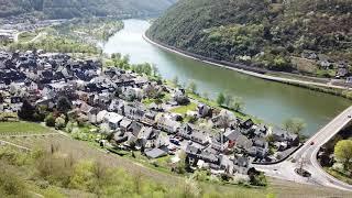 Walk in Treis-Karden on the Moselle in April 2018