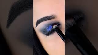 BLUE GLITTER Smokey eye using Colourpop Baroque eyeshadow palette #smokeyeyes #eyeshadowtutorial