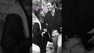  Kevin Costner & Whitney Houston in The Bodyguard, 1992