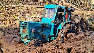 We found a TRACTOR in the forest... An operation to rescue equipment from the mud. RC OFFroad 4x4