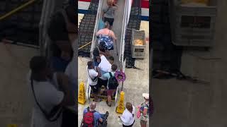 Forget Pier Runners.. Meet Drunk Walkers #travel #drunk #pierrunners #carnivalcruise #carnival