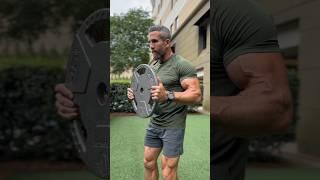 Train to look good with or without a shirt #shorts #abs #shoulders #workoutmotivation