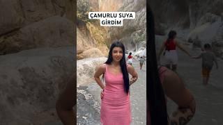 Gözde Akgün | Çamurlu suya girdim #gözdeakgün #shorts