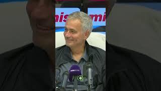 Jose Mourinho'nun basın toplantısındaki neşeli görüntüleri