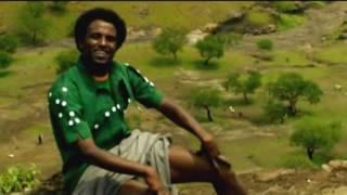 Yaku Banizaw(hagere nafekegn) by Mekuanent Melese Sekota Ethiopian Traditional Song