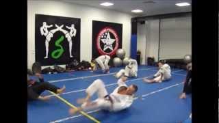 SCUOLA GUSTAVO FREIRE BJJ.wmv