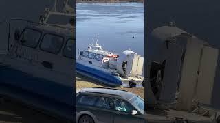 Летающий вездеход. Катер на воздушной подушке. Flying all-terrain vehicle.  Boat on an air cushion.