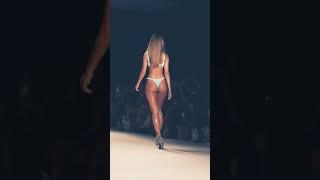 Priscilla Ricart catwalk bikini model show