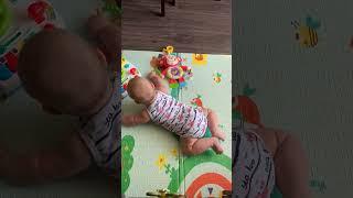  Active Funny Baby playing on mat #shorts #activebaby #funnybaby #babyplaying