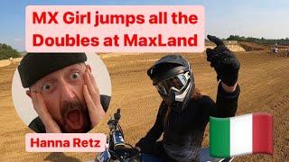 Mx Girl springt alle Doubles in MaxLand Italien 