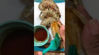 GIGANTIC BLACK TIGER SHRIMP  #deveinshrimp #blacktigershrimp #cookingshrimp