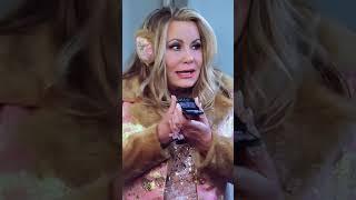 sophie secretly takes oleg s cell phone #viralvideo #tv #shortsvideo  #funny #movie #comedy