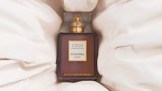 Chanel Perfume Commercial  3D Liquid Animation Example Blender | CGI Motion Product Video Ad