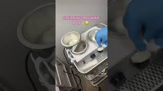 Cleaning my wax pot  #waxing #brazilianwax #waxspecialist #waxbeads