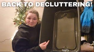 Getting BACK TO DECLUTTERING | Using SPACE BAGS for my SMALL apartment!