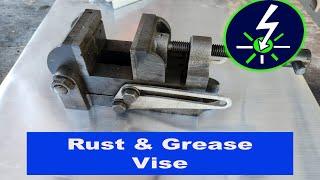 Laser Rust and Grease Cleaning - Old Vise #rustremoval #Laser #lasercleaning