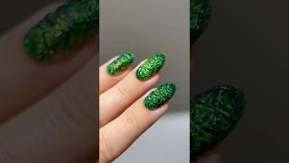 emerald green crystal #nails #nailart #naildesign #nailspolish