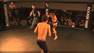 Efrain Vega vs Devyn Mykal.wmv