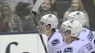 Canucks at Leafs - Mason Raymond 4-3 Goal - 11.13.10 - HD