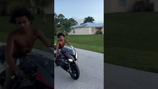 How To Ride A BMW S1000RR 