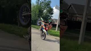 Проехался на заднем мимо ментов!!!!!!  Stunt Тимашевск 123rus