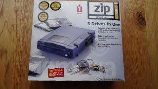 Nerdy Nostalgia Unboxing of a IOMEGA Zip 100 drive with 100Mb disks