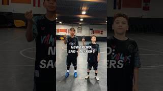️🫶 #SagJuggleChallenge #Spike17 #NewTrend #SaggingShorts #SoccerJuggling #LamineYamal