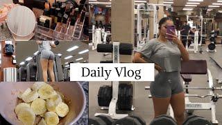 Daily Vlog | Leg day, Target, Organizing