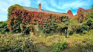 Exploring An Overgrown ABANDONED 1960s House Left For 60 Years - Abandoned Places