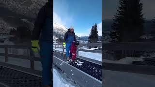 5 years old skiing 